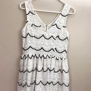 Jun & Ivy black, white lace dress